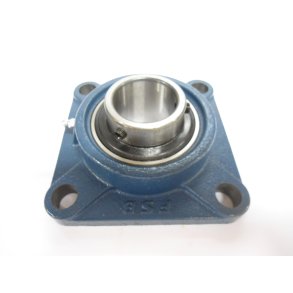 Flangelejer komplet 40mm, 130x130mm  H=52mm  CC 101,5x101,5mm